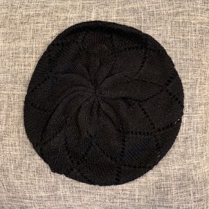 H&M Black Knit Beret Hat